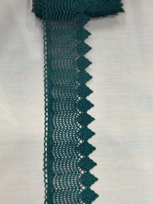 Green crochet lace trim